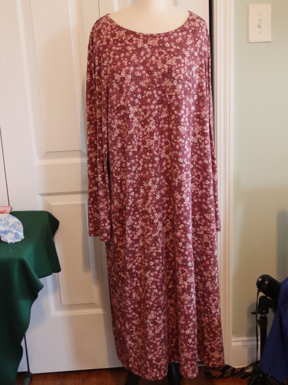 d & Co. Comfort Zone Long Sleeve Night Gown/Loung Dress Floral Dusty Rose Sz XL